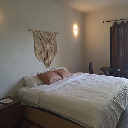 Hotel & Hostal 230 バリャドリッド エクステリア 写真