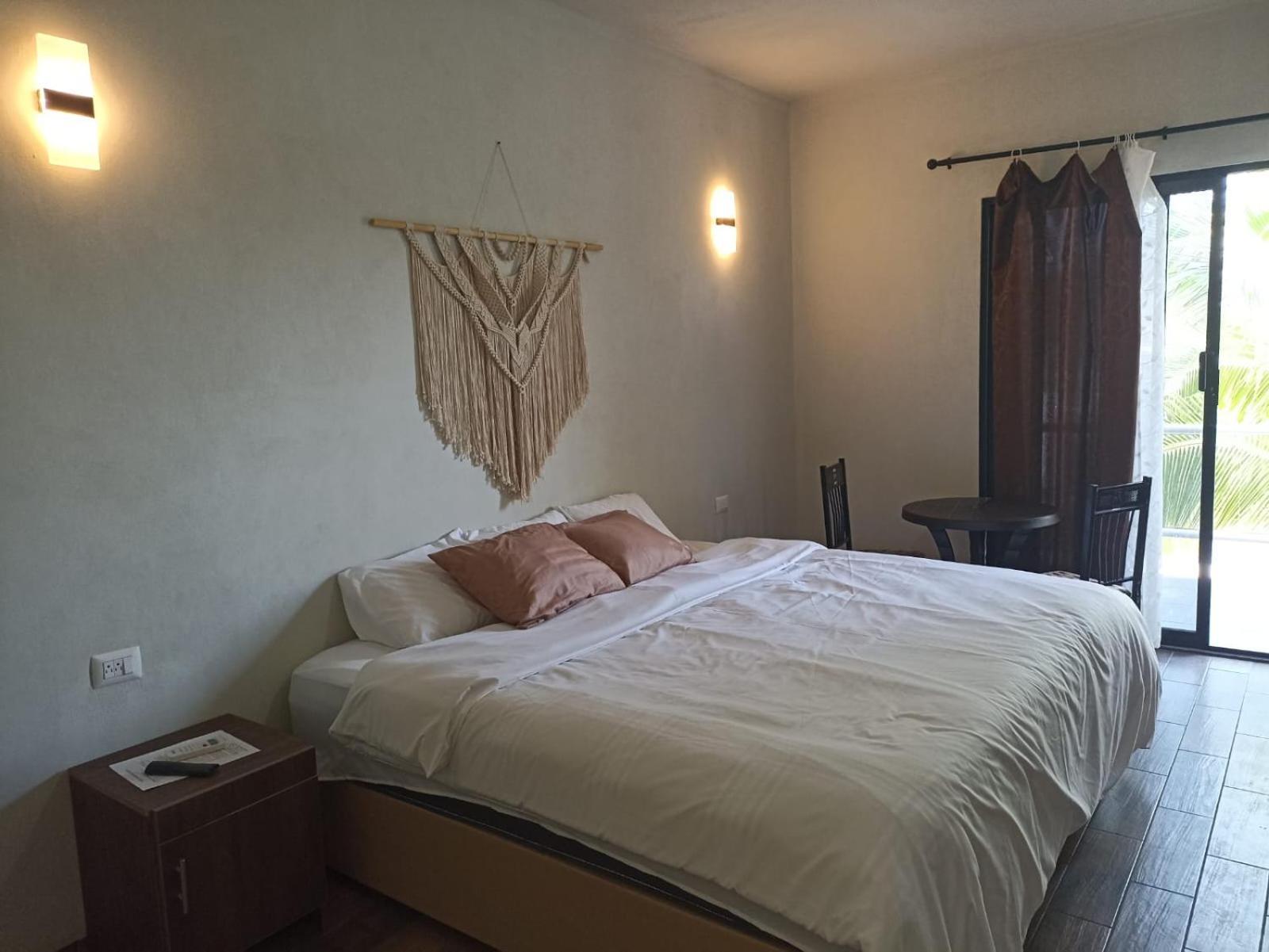 Hotel & Hostal 230 バリャドリッド エクステリア 写真